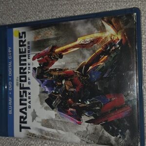 DVD & Blu-Ray: Transformers Dark Of The Moon